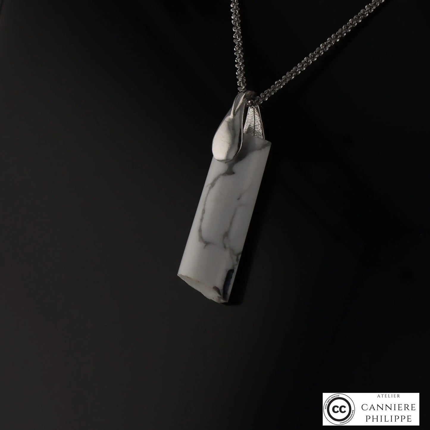 Pendentif Howlite 4 La Taillerie