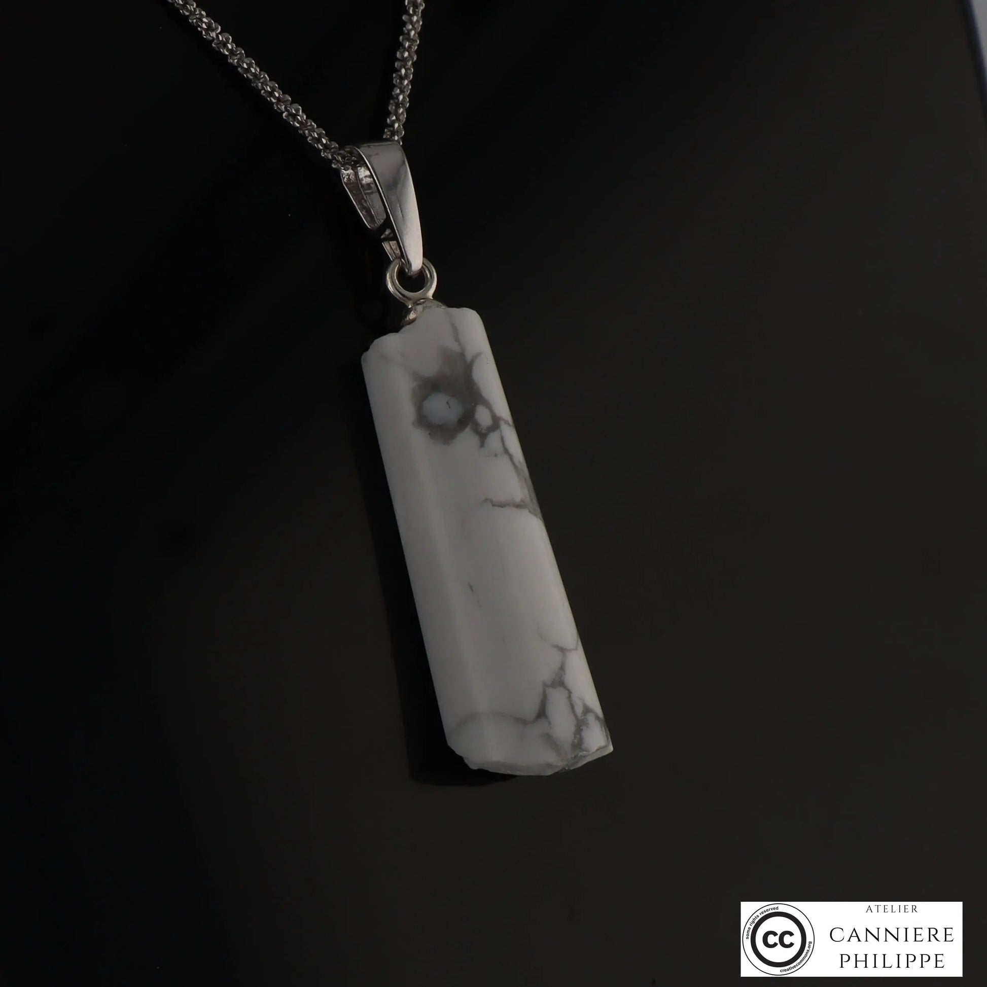 Pendentif Howlite 2 La Taillerie