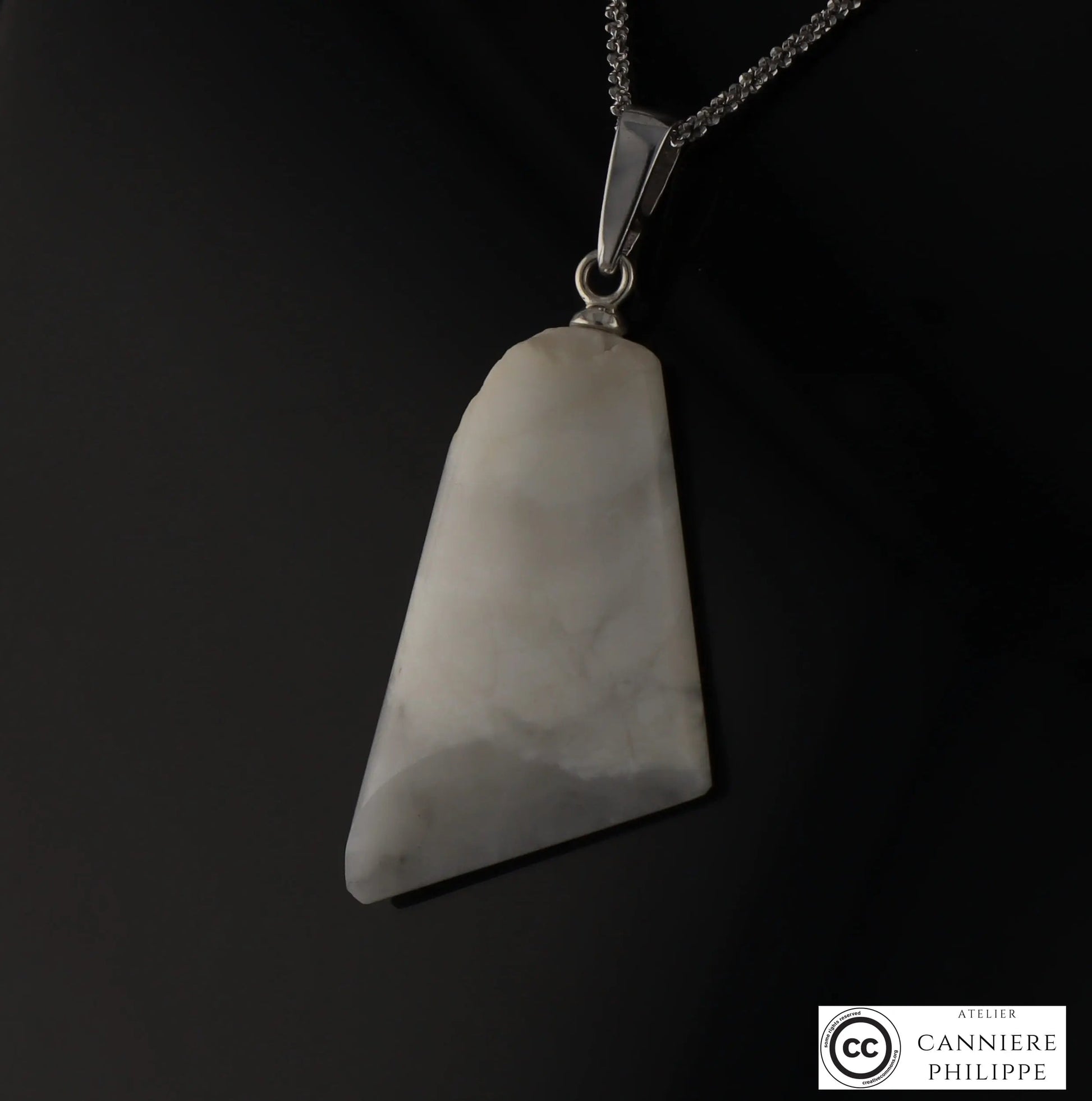 Pendentif Howlite 3 La Taillerie
