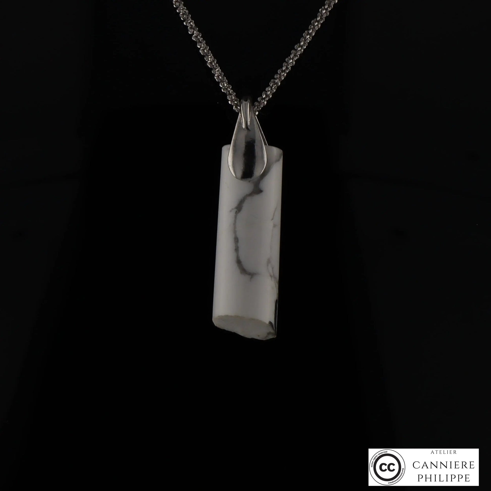Pendentif Howlite 4 La Taillerie