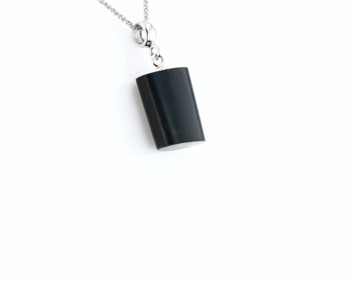 Pendentif Oeil de faucon 1 La Taillerie