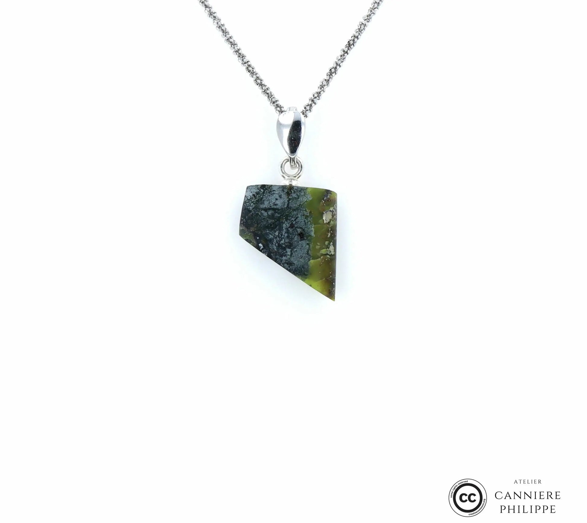 Pendentif Serpentine 3 La Taillerie